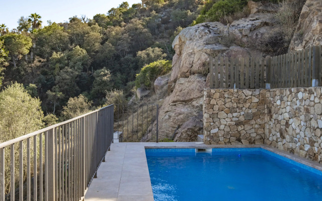 Beautiful Villa in Castell-Platja d'Aro with Pool, Sea Views