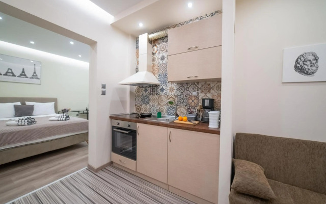 Luxury studios with KING-SIZE bed