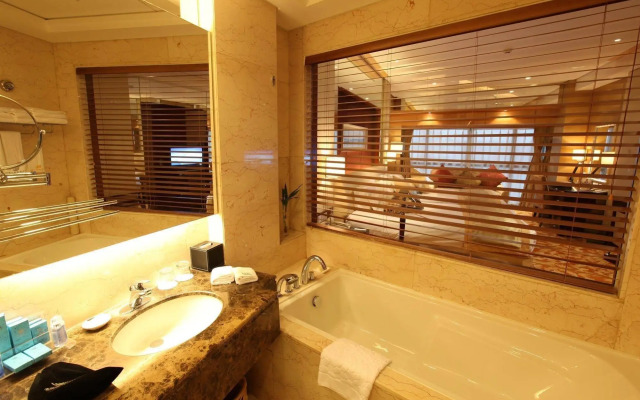 West International Trade Hotel Beijing