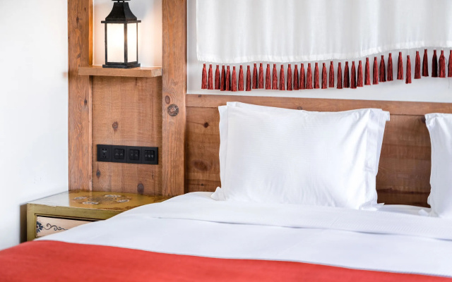 LUX* Tea Horse Road Benzilan Hotel – Guest Rooms – Deqin