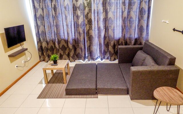 3 Bedrooms Apartment Grand Palace Kemayoran by Travelio