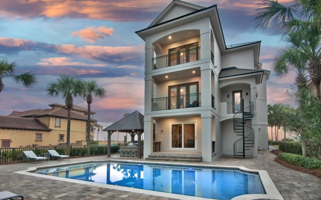 Seastar Palazzo Luxury Across From Beach