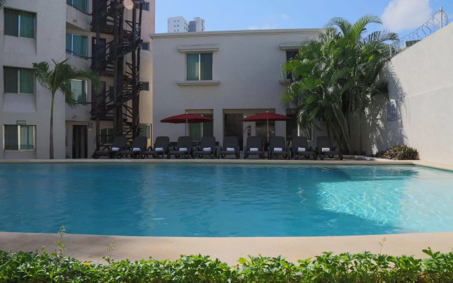 Suites Villa Italia