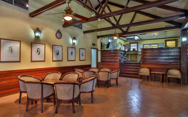 Kimberley Hotel Halls Creek