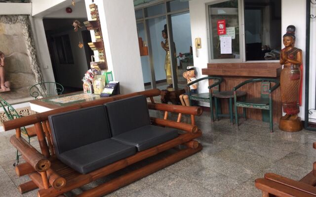 Baan Khun Mae Apartment