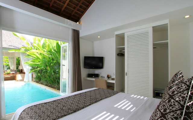 The Kanjeng Suites Villas Seminyak
