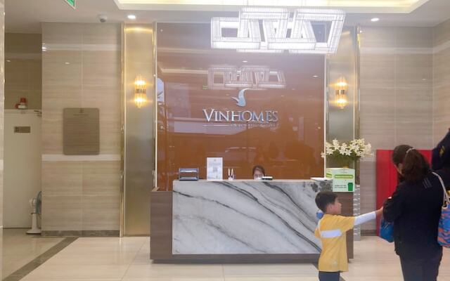 Cindy Vinhomes Skylake Apartments