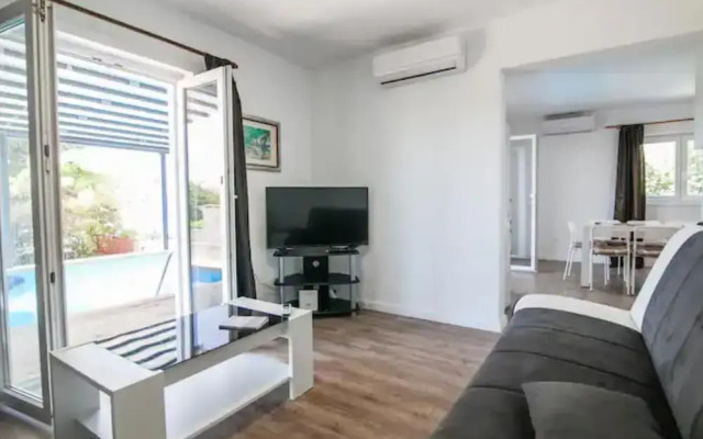 Villa Alemi