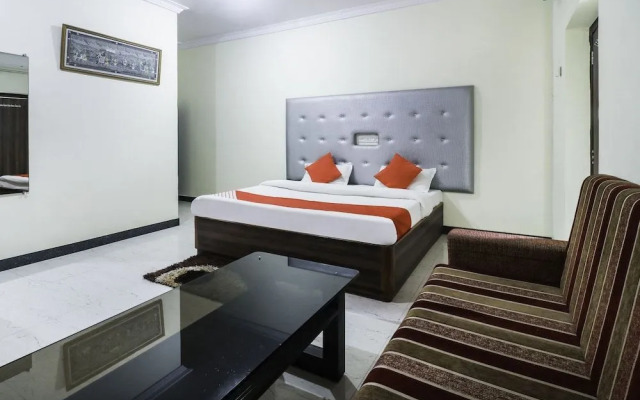 Hotel Shiv Villas by OYO Rooms