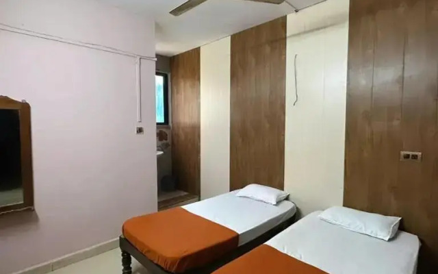 Shree Lodge