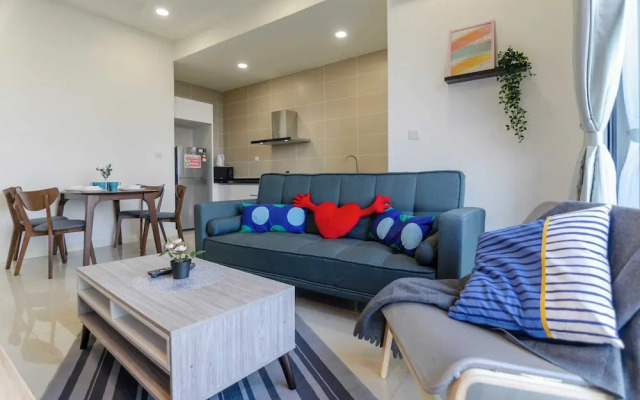 Stylish Dpristine 9 Next to Legoland Free Parking