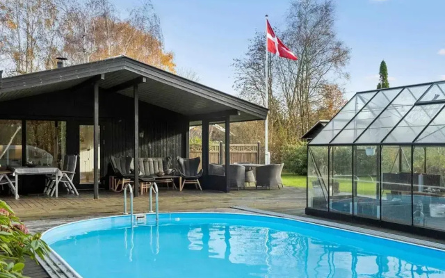 5 Star Holiday Home in Follenslev