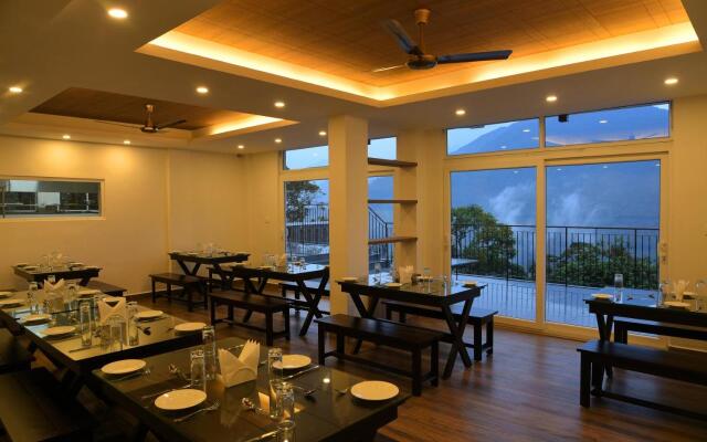 Shola Crown Resort - Munnar