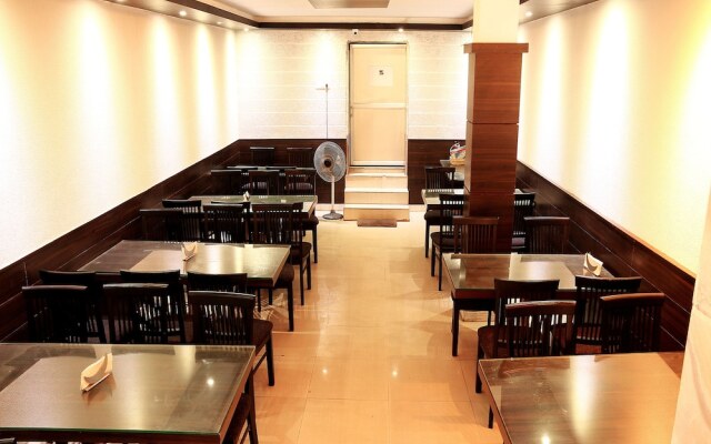 OYO 2911 The Pearl Hotel