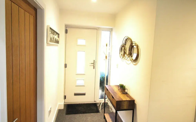 2 Bed Bungalow - Enclosed Garden - Wheel Chair Acc