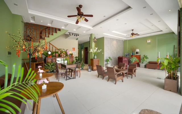 Tashi Hotel