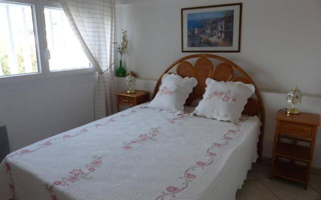 Appartement Le Lavandou, 2 pièces, 4 personnes - FR-1-308-47