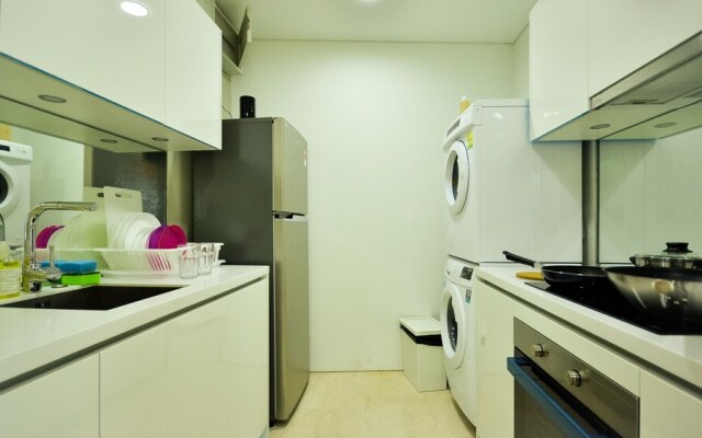 Pine Cone @ Vortex KLCC