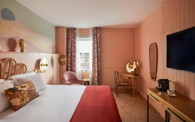 Hotel Indigo Bordeaux Centre Chartrons by IHG