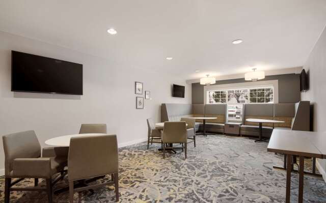 Sonesta ES Suites Reno