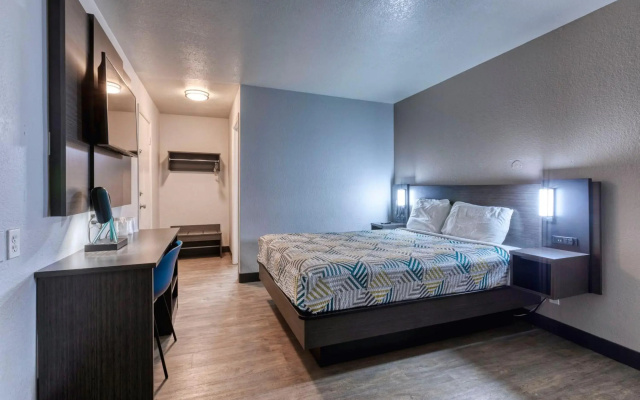Motel 6 Nogales, AZ - Mariposa Road