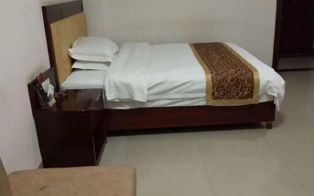 Ronghui Buinsess Hotel