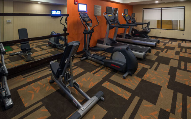 Courtyard by Marriott Winston-Salem Hanes Mall