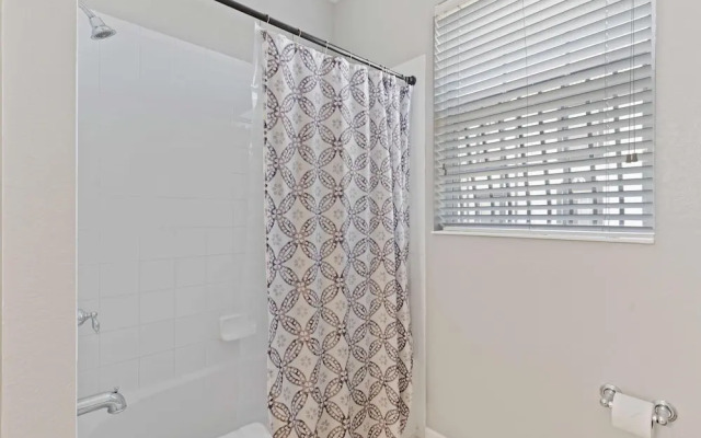 4114 Breakview Drive #306