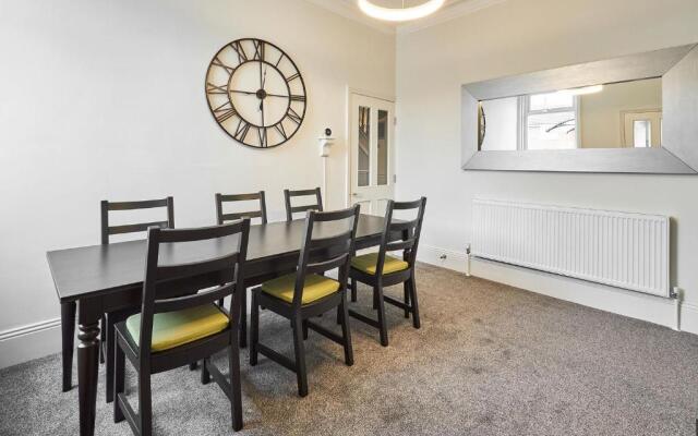 Host Stay 21 in Sunderland