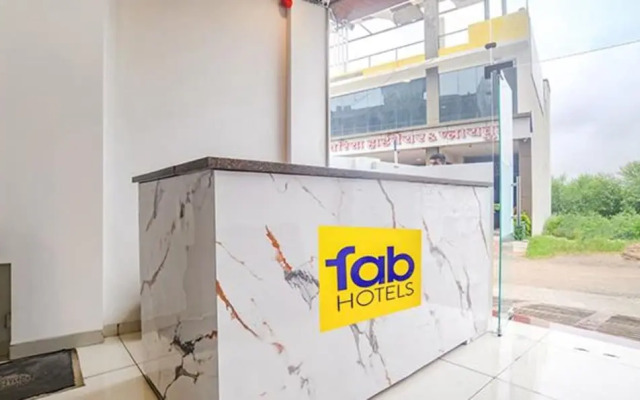 Fabhotel Right Choice