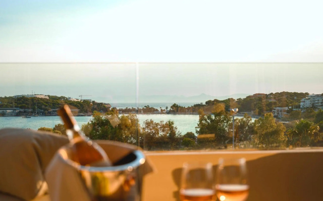 Somewhere Boutique Hotel Vouliagmeni
