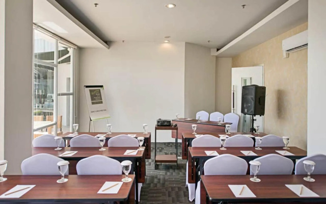 Whiz Prime Hotel Hasanuddin Makassar