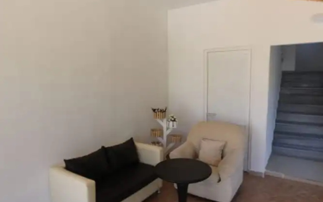 Villa Shehu