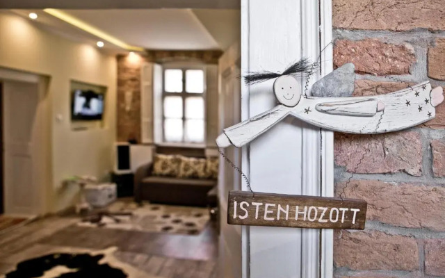 Gyulai 200 Éves Apartman