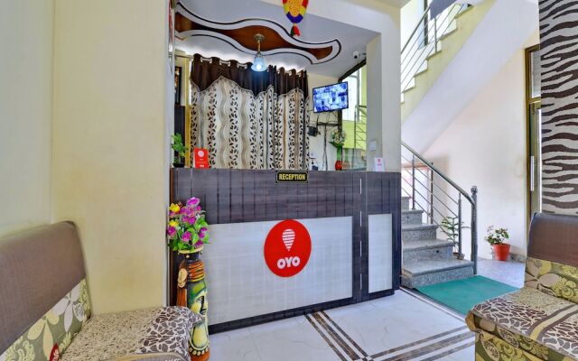 OYO 6670 Hotel Himalaya Tower