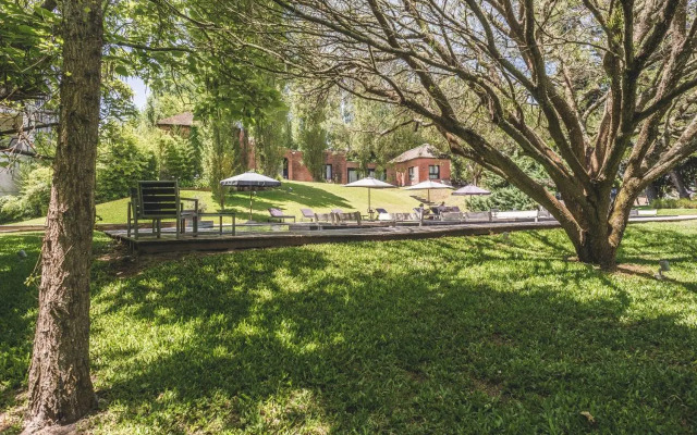 Be House Suites & Spa