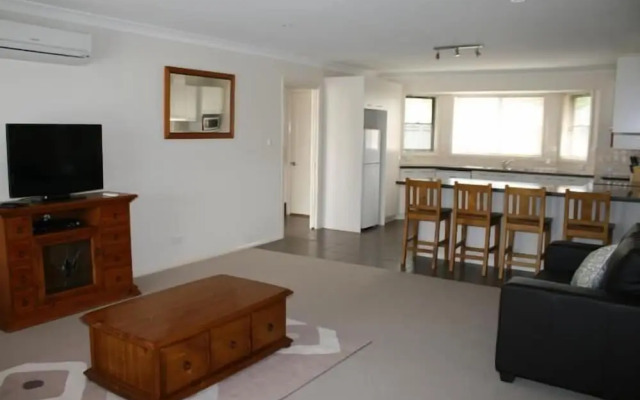 Breakaway Apartments