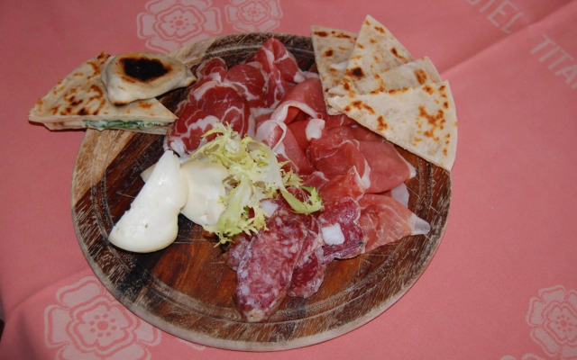 Hotel Titano