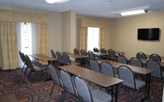 Holiday Inn Express Fredericksburg Southpoint by IHG
