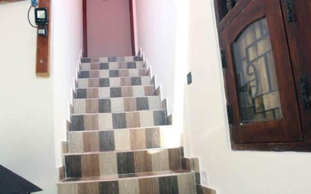 Sandaru Holiday Inn