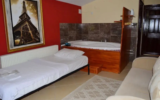 Destina Boutique Hotel