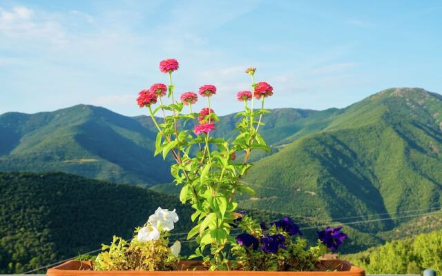 Picturesque Cottage in Montseny With Swimming Pool