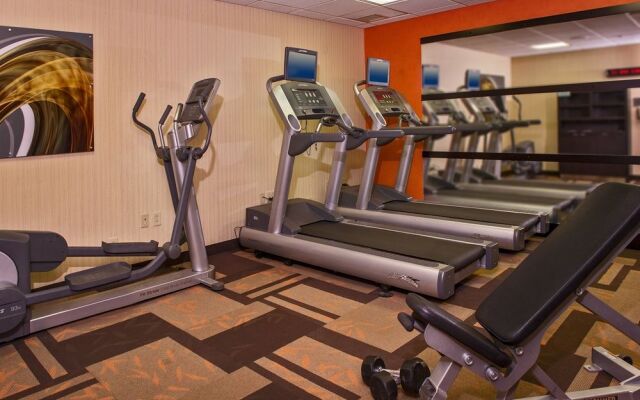 Courtyard Richmond West