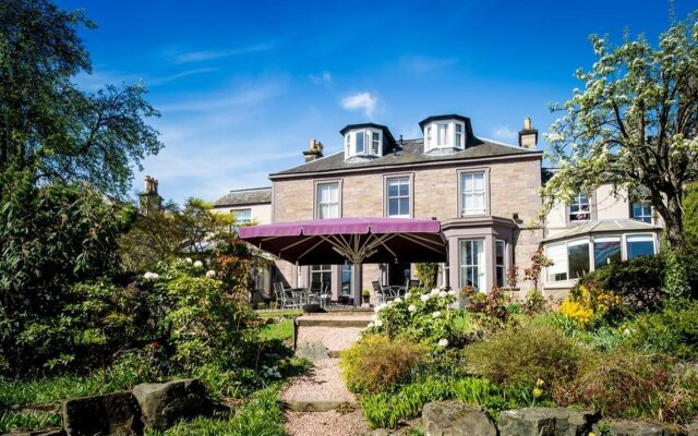 Parklands Hotel