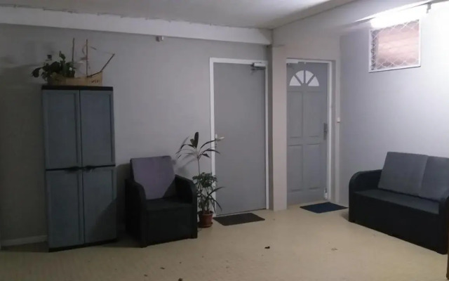 Agréable F2, jardin, garage, fibre, clim ch