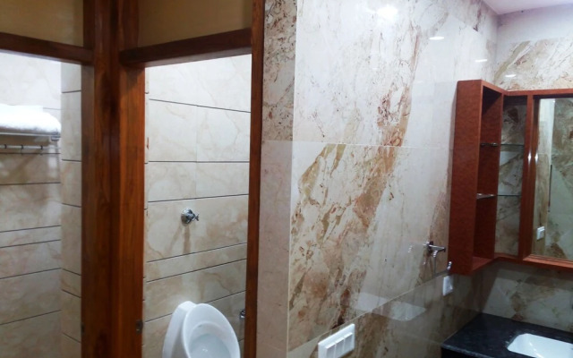 Hotel Ganga Azure