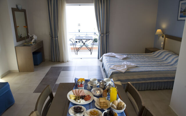 Philoxenia Hotel