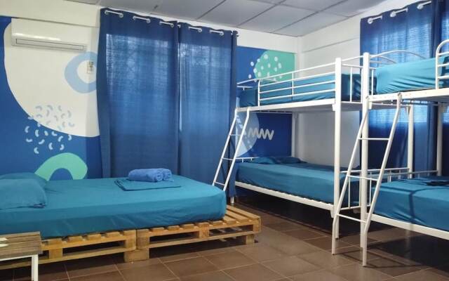 Acuarela Hostal - Hostel