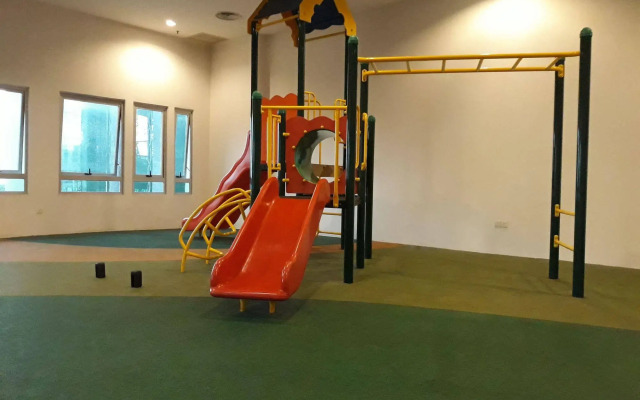 Luxury Service Suite At Taragon KL