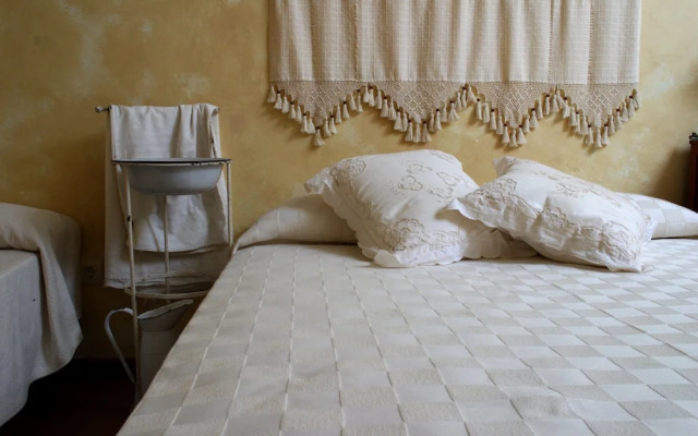 Hotel Castell de Gimenelles